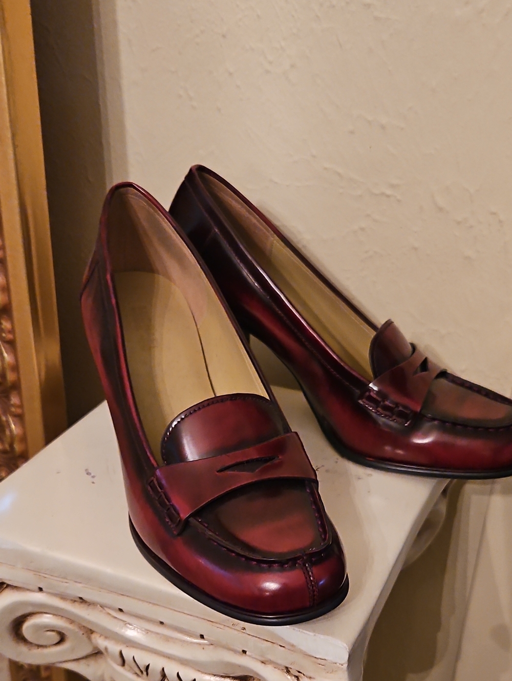 Michael Kors Women's Burgundy Leather Chunky Heel Penny Loafer Gently Worn 7.5M